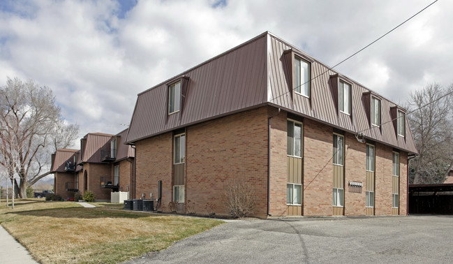 Linden Apartments in Salt Lake City, UT - Building Photo - Building Photo