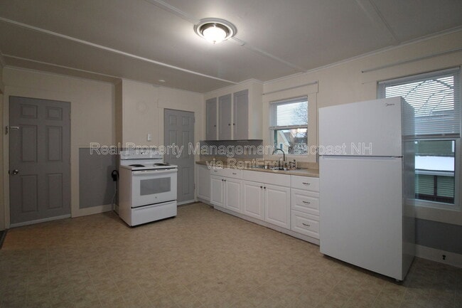 69 Lafayette St in Rochester, NH - Building Photo - Building Photo