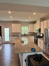 6832 Frey Ln in Reynoldsburg, OH - Building Photo - Building Photo