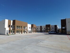 315 Dorel Drive in Laredo, TX - Building Photo - Building Photo