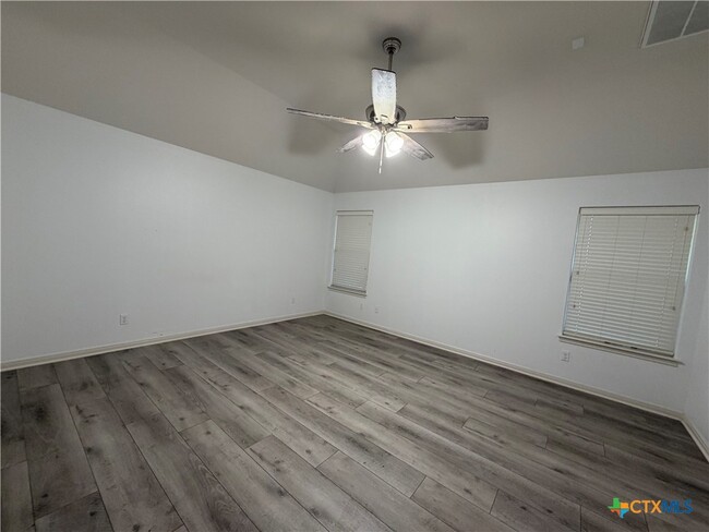 property at 115 Sandstone Ct