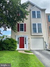 108 Monet Cir in Wilmington, DE - Building Photo - Building Photo