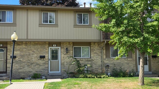 property at 81 Hansen Rd N