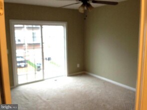 42668 Hollyhock Terrace in Ashburn, VA - Building Photo - Building Photo