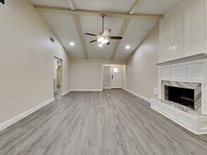 2905 Shady Creek Dr in Pearland, TX - Foto de edificio - Building Photo