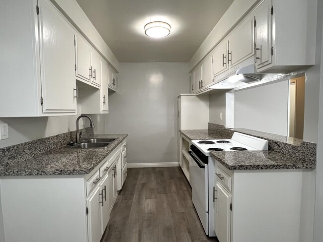 8135 Stewart and Gray Rd in Downey, CA - Building Photo - Building Photo