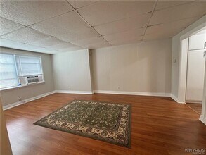 232 Columbus Ave in Buffalo, NY - Building Photo - Building Photo