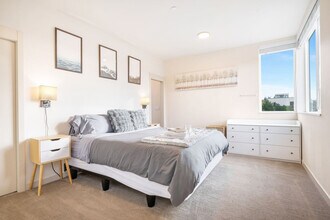 3900 Leary Wy NW in Seattle, WA - Building Photo - Building Photo