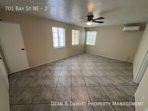 701 Bay St NE in St. Petersburg, FL - Building Photo - Building Photo
