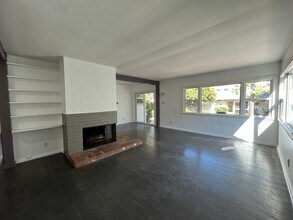 4732 Katherine Ave in Los Angeles, CA - Building Photo - Building Photo