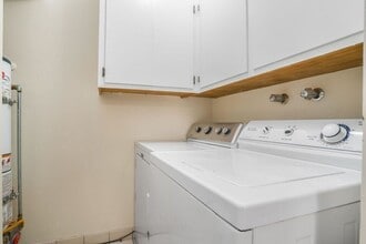 1130 Fontana Dr in Alameda, CA - Building Photo - Building Photo