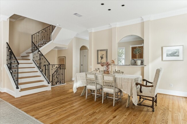 property at 3515 Yupon St