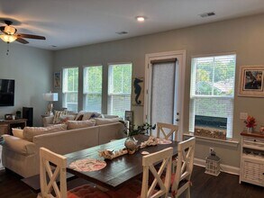 3044 Emma Ln in Mount Pleasant, SC - Building Photo - Building Photo
