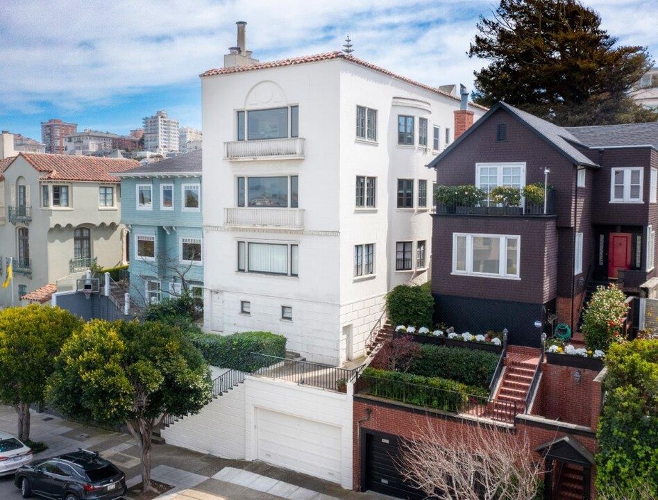 2465 Filbert St in San Francisco, CA - Building Photo