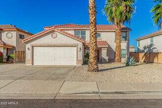 15554 W Gelding Dr in Surprise, AZ - Building Photo - Building Photo