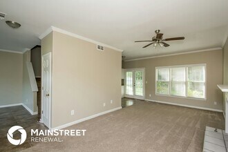 3124 Green Valley Dr in East Point, GA - Building Photo - Building Photo