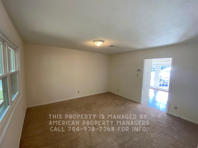 1116 Arbor Dr in China Grove, NC - Building Photo - Building Photo