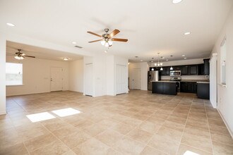 1519 SW 20th Ave in Cape Coral, FL - Building Photo - Building Photo
