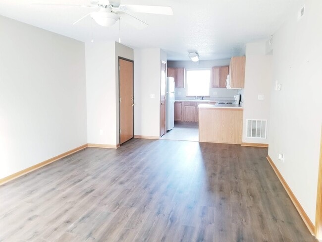 70 Cherry Ct, Unit 3