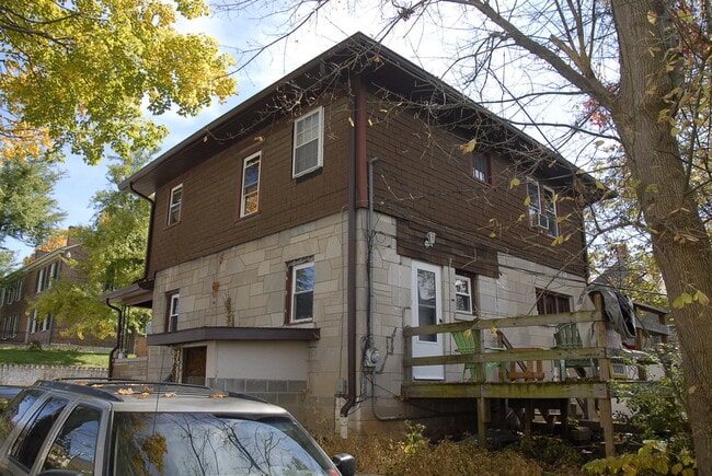 416 S Lincoln St in Bloomington, IN - Building Photo - Building Photo