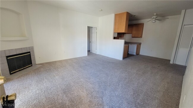 property at 4730 E Craig Rd