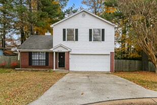 1612 Waldron Cove in Bryant, AR - Building Photo