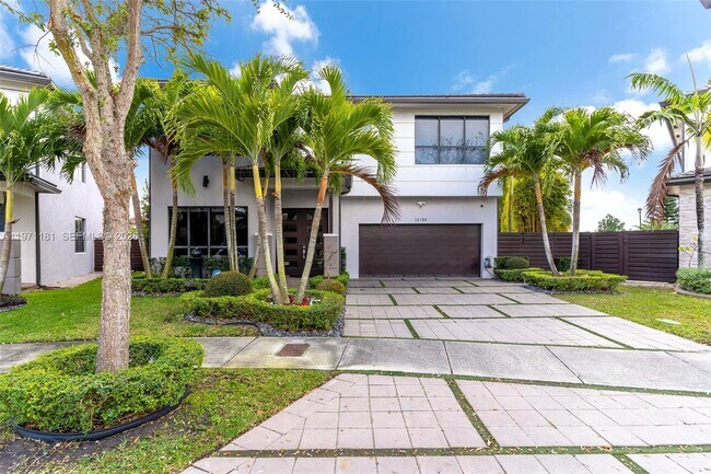 16184 SW 136 Way in Miami, FL - Building Photo - Building Photo