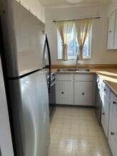 7309 W Hampden Ave in Lakewood, CO - Foto de edificio - Building Photo