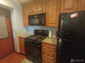 6 Albert Ave in Milltown, NJ - Building Photo - Building Photo