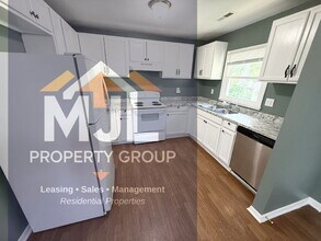 708 N Willow Ave in Sugar Creek, MO - Building Photo - Building Photo