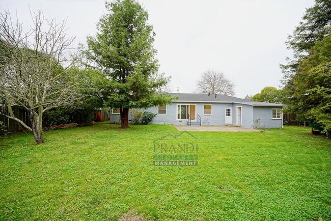 740 Bradley Ave in Novato, CA - Building Photo - Building Photo