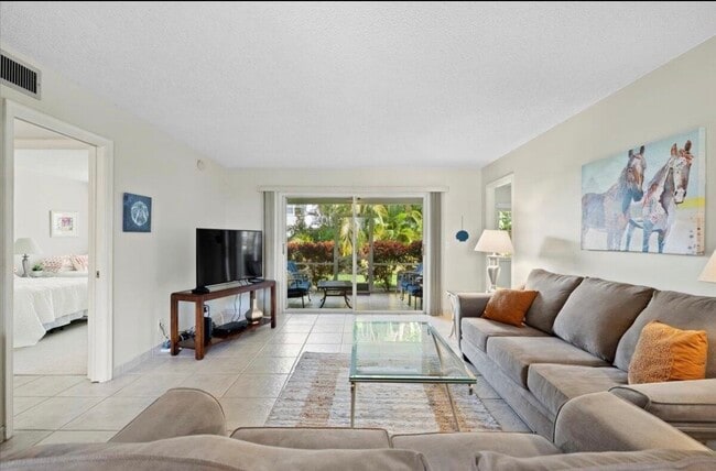 1251 Sugar Sands Blvd, Unit 123 in Riviera Beach, FL - Building Photo - Building Photo
