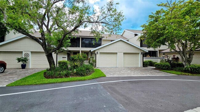 5220 Landings Blvd in Sarasota, FL - Building Photo - Building Photo