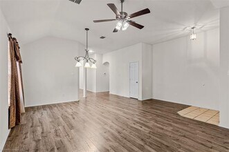 4019 Heavenly Way in Heartland, TX - Building Photo - Building Photo