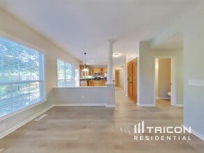 202 Harris Ct in Franklin, TN - Foto de edificio - Building Photo