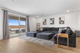 3508 Liviana Gln Ave in Henderson, NV - Building Photo - Building Photo