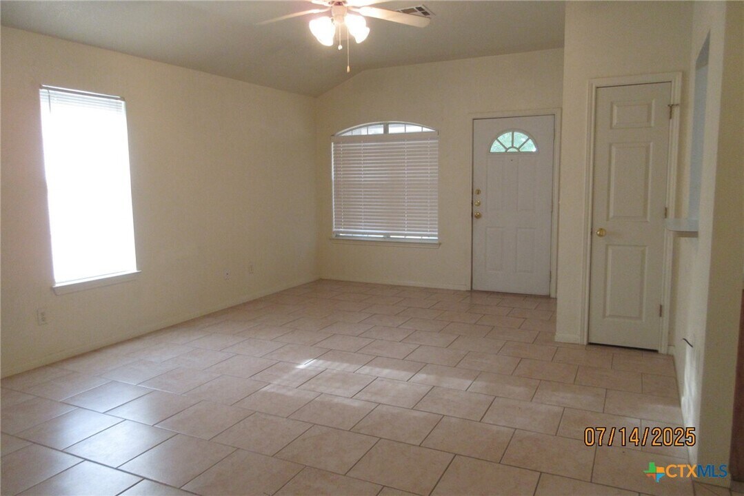 2606 Edgefield St in Killeen, TX - Building Photo