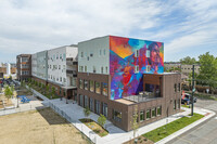 Clara Brown Commons in Denver, CO - Foto de edificio - Building Photo