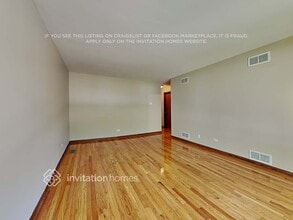16142 Grove Ave in Oak Forest, IL - Foto de edificio - Building Photo