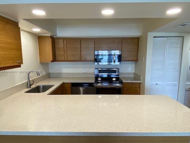 520 Orton Ave in Fort Lauderdale, FL - Building Photo - Building Photo