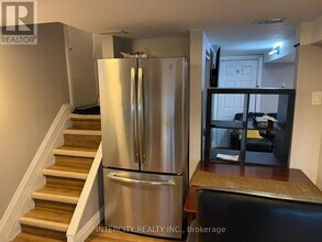 222 Combe Ave in Toronto, ON - Building Photo - Building Photo