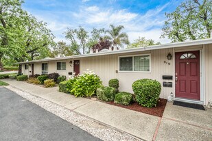 Villa Vicente in Pleasanton, CA - Building Photo