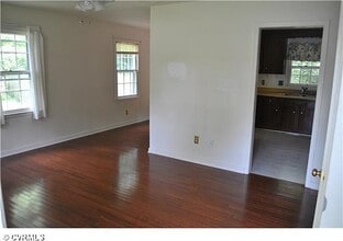 4611 Kellywood Dr in Glen Allen, VA - Building Photo - Building Photo