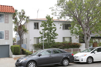 947 7th St in Santa Monica, CA - Building Photo - Primary Photo