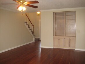 1013 Victoria Ln W in Hendersonville, TN - Building Photo - Building Photo
