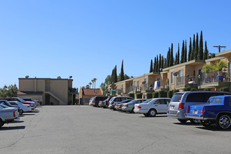 Vista de Helix in Spring Valley, CA - Building Photo - Building Photo