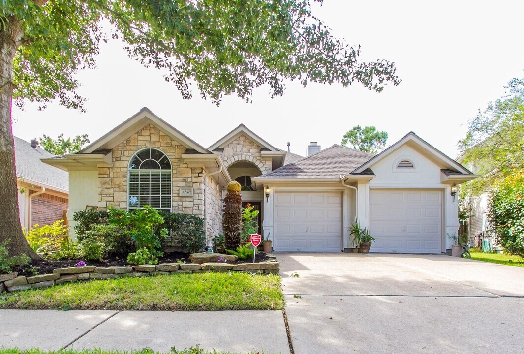 1230 Sienna Hill Dr in Houston, TX - Building Photo