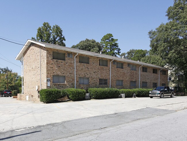 Starflite Apartments in Atlanta, GA - Building Photo - Building Photo