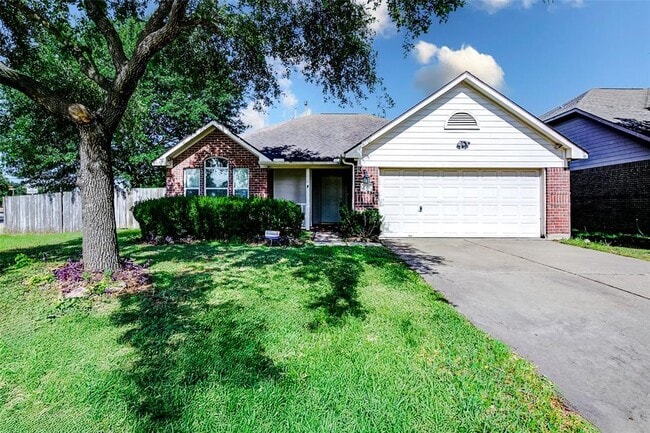 2703 Silk Tree Ln