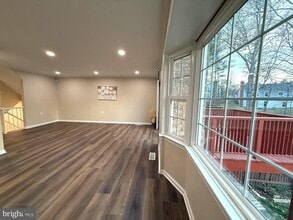 11382 Cromwell Ct in Woodbridge, VA - Building Photo - Building Photo